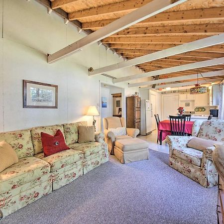 Rustic Retreat Across From Lake Family Friendly! Union Exteriér fotografie