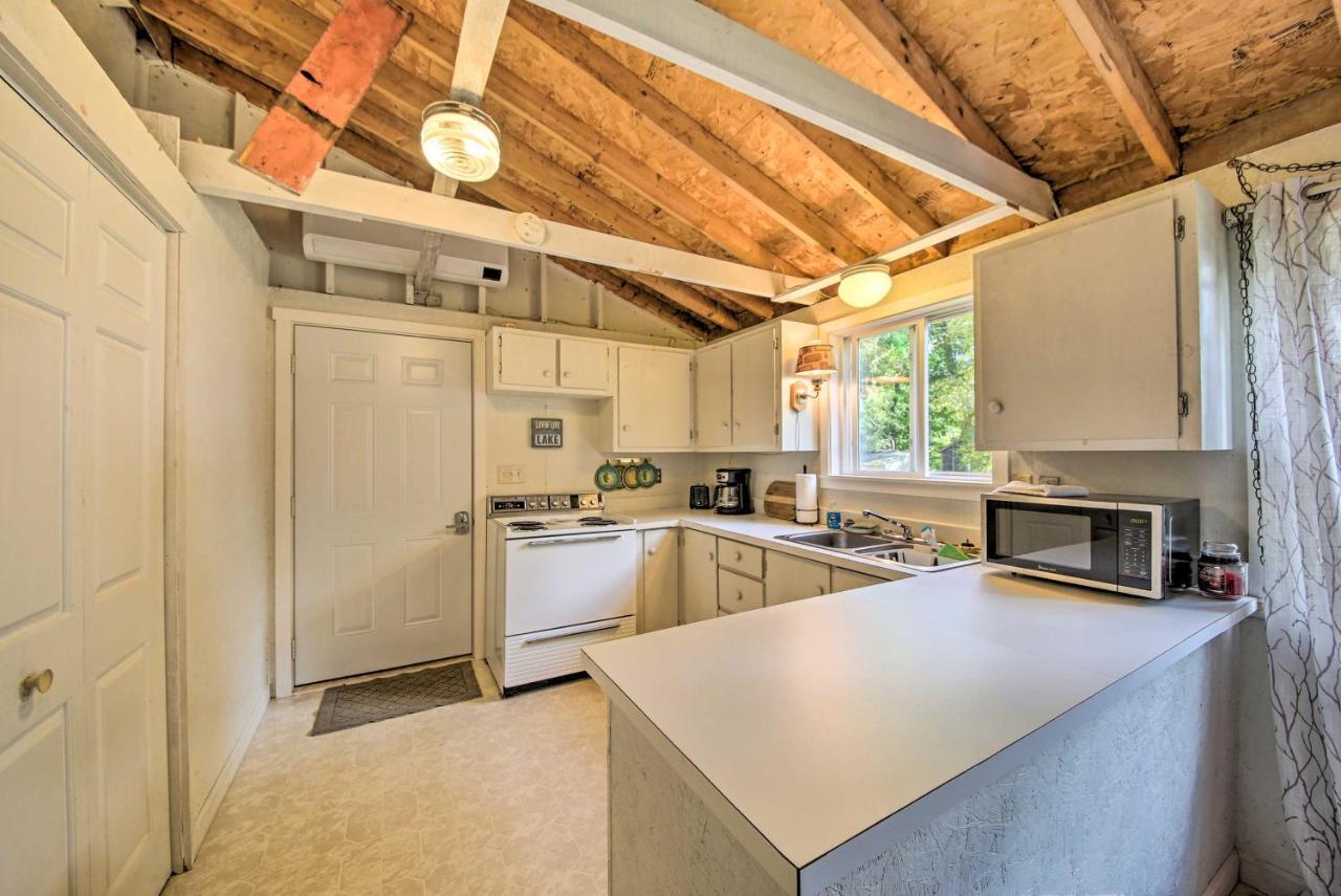 Rustic Retreat Across From Lake Family Friendly! Union Exteriér fotografie