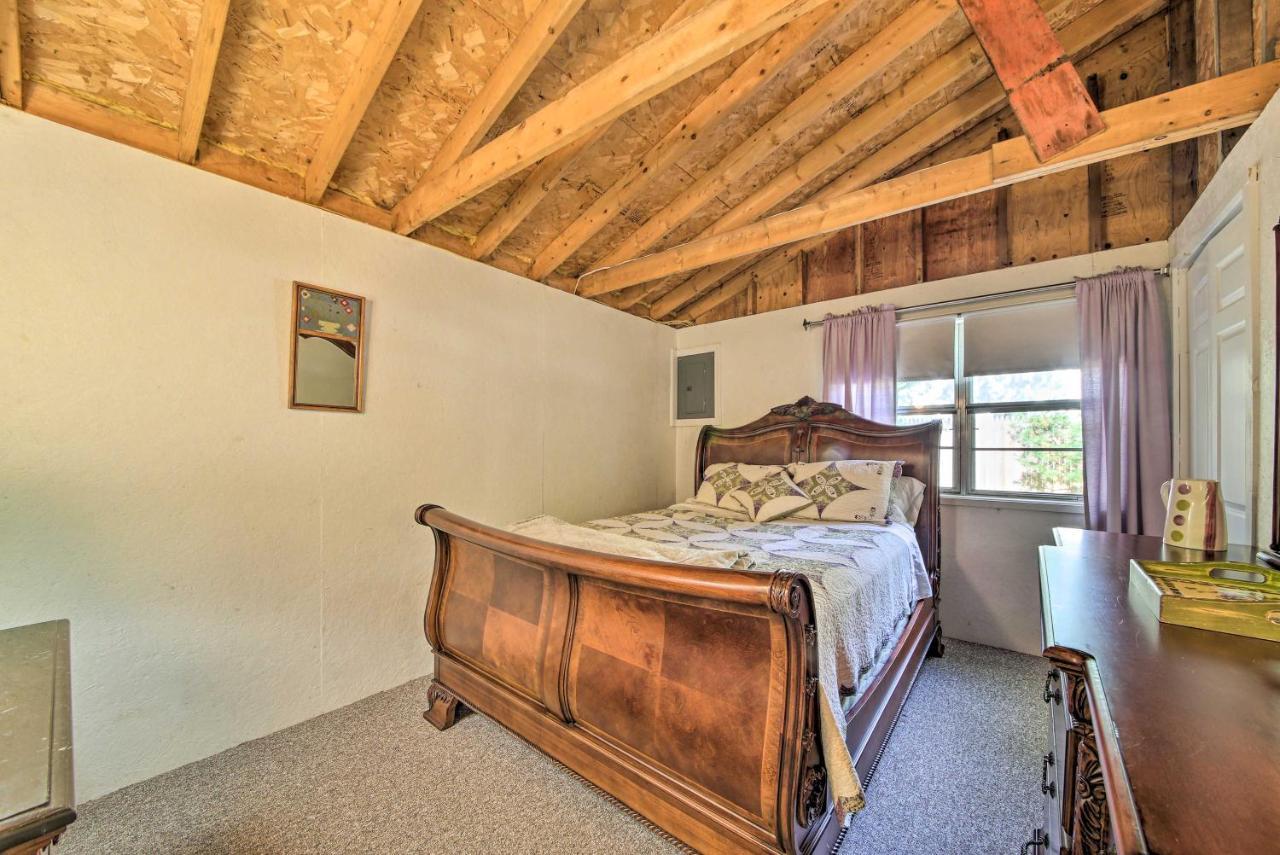 Rustic Retreat Across From Lake Family Friendly! Union Exteriér fotografie